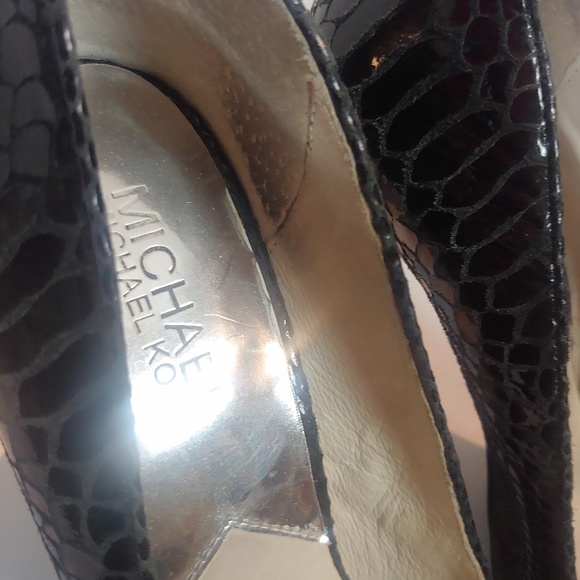 Michael Kors python print pumps (8) - Picture 6 of 7